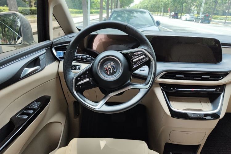 Used Buick GL8 New Energy 2025 Lu Shang Luxury Edition 7-Seater Steering Wheel