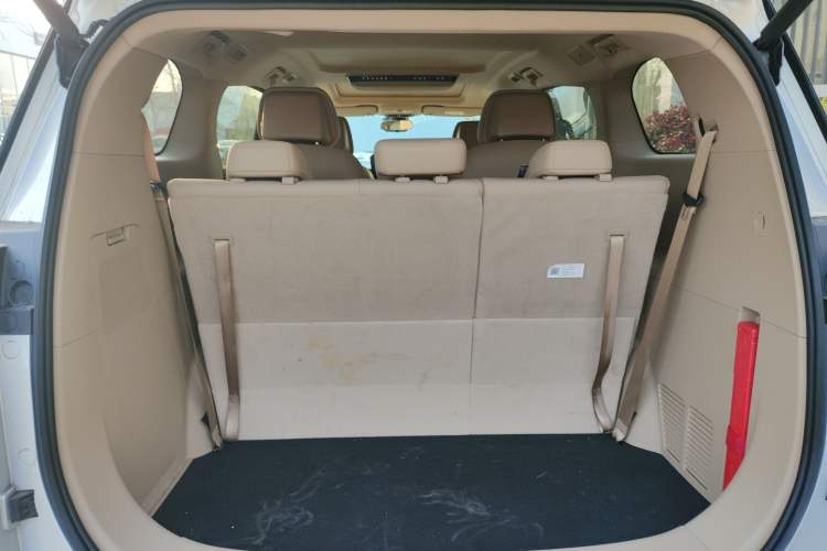Used Buick GL8 New Energy 2025 Lu Shang Luxury Edition 7-Seater Trunk