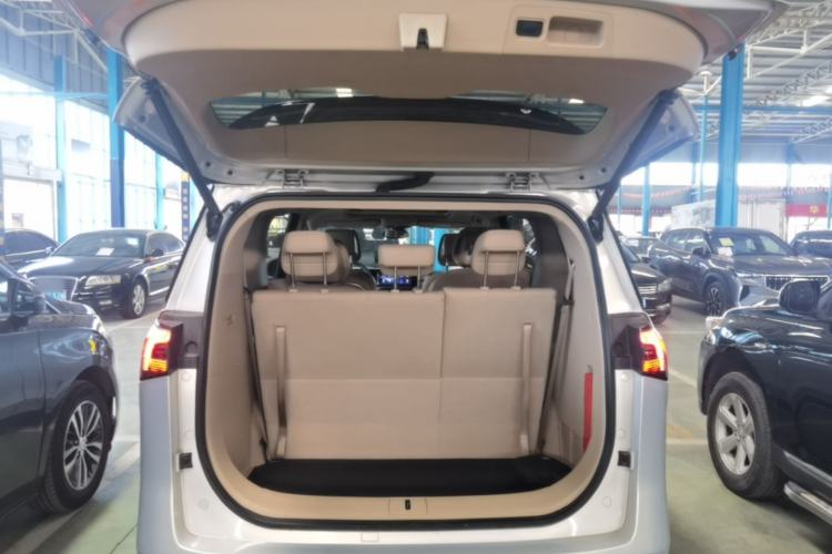 Used Buick GL8 New Energy 2025 Lu Shang Luxury Edition 7-Seater Trunk