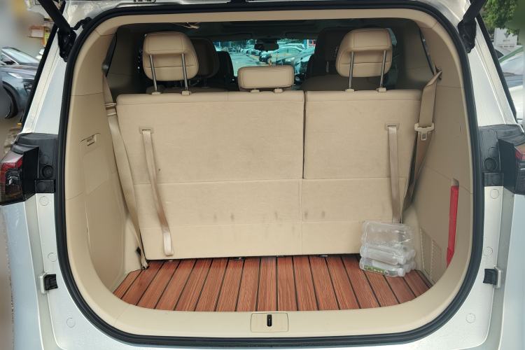 Used Buick GL8 New Energy 2025 Lu Shang Luxury Edition 7-Seater Trunk