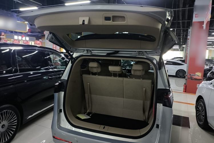 Used Buick GL8 New Energy 2025 Lu Shang Luxury Edition 7-Seater Trunk