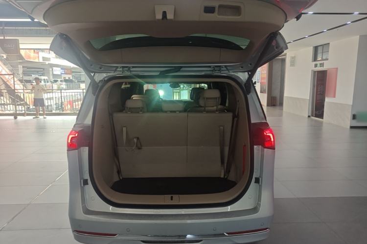 Used Buick GL8 New Energy 2025 Lu Shang Luxury Edition 7-Seater Trunk