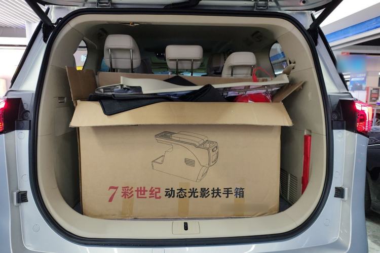Used Buick GL8 New Energy 2025 Lu Shang Luxury Edition 7-Seater Trunk
