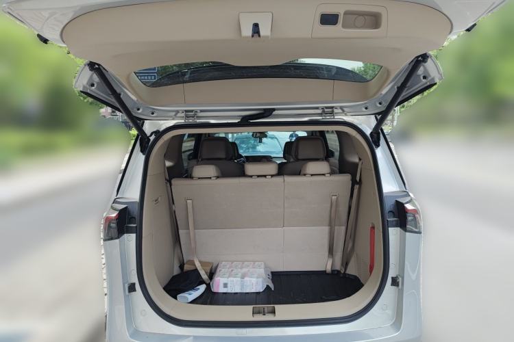 Used Buick GL8 New Energy 2025 Lu Shang Luxury Edition 7-Seater Trunk