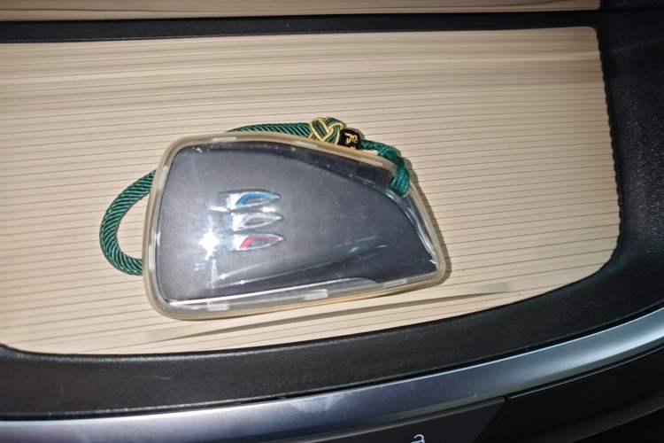 Used Buick GL8 New Energy 2025 Lu Shang Smart Enjoyment Edition 7-Seater Vehicle Key
