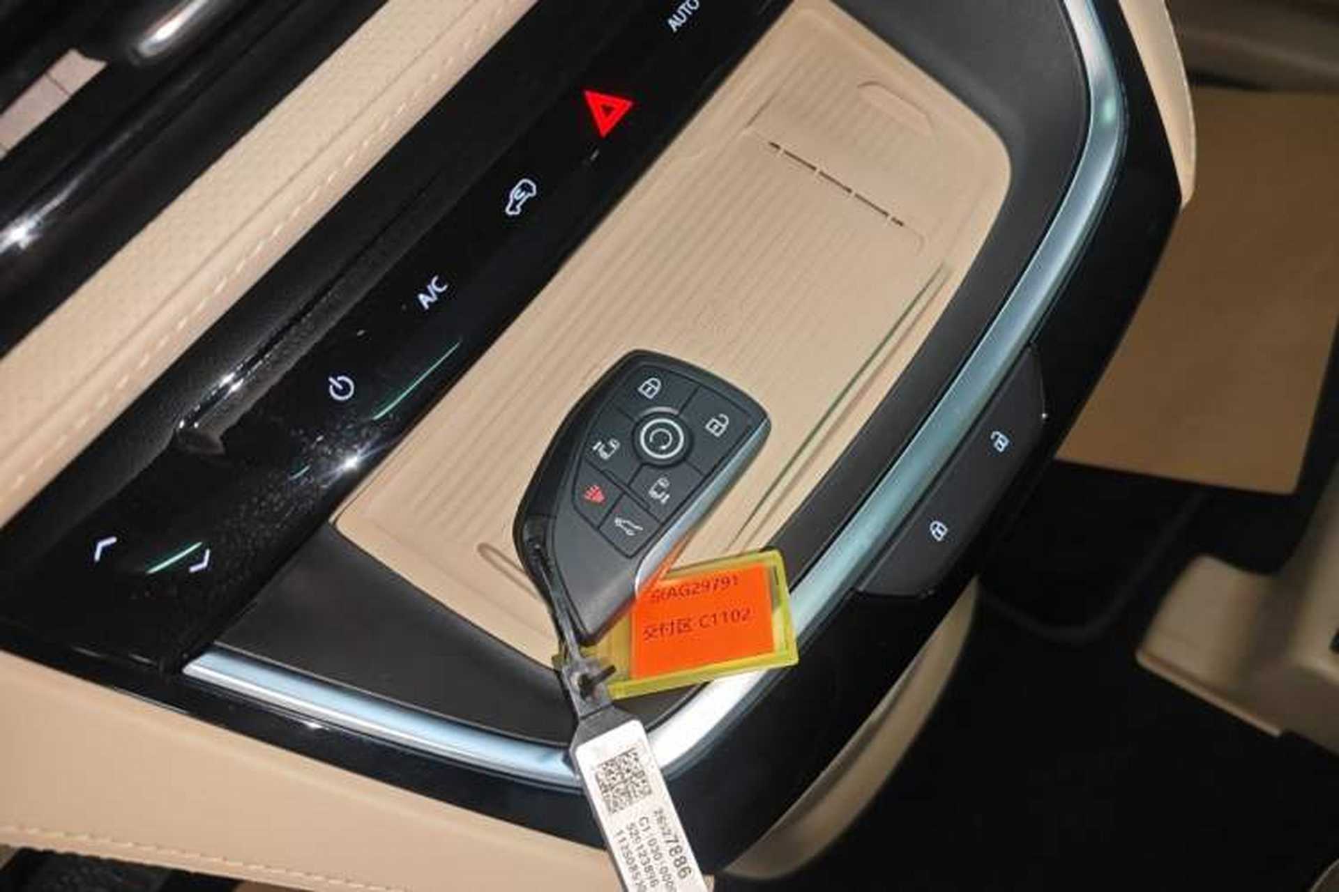 Used Buick GL8 New Energy 2025 Lu Shang Luxury Edition 7-Seater Vehicle Key