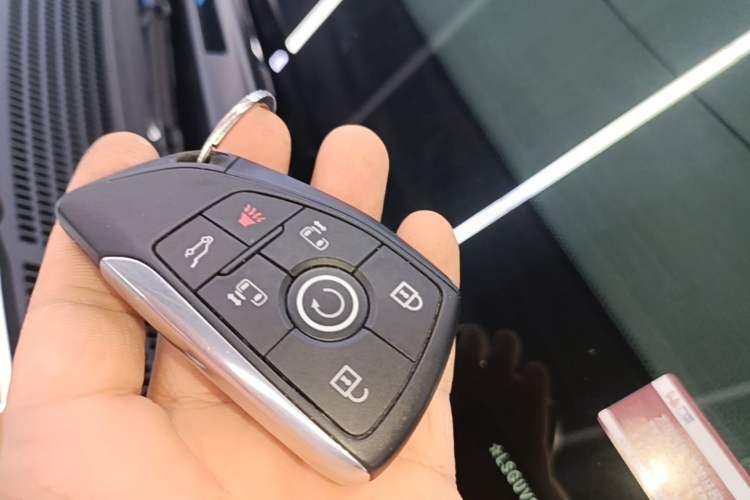 Used Buick GL8 New Energy 2025 Lu Shang Luxury Edition 7-Seater Vehicle Key