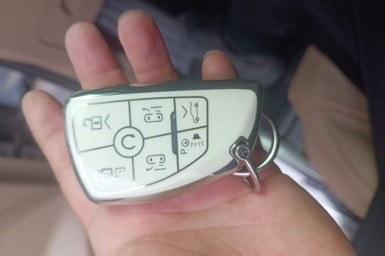 Used Buick GL8 New Energy 2025 Lu Shang Smart Enjoyment Edition 7-Seater Vehicle Key