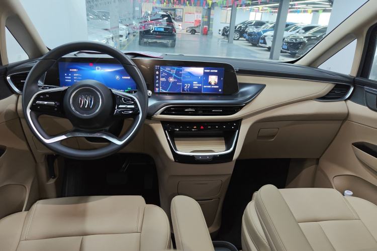 Used Buick GL8 New Energy 2025 Lushang First-Drive Edition 7-Seater Center Console