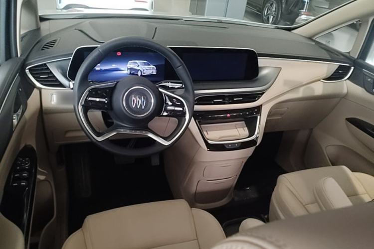 Used Buick GL8 New Energy 2025 Lu Shang Luxury Edition 7-Seater Center Console