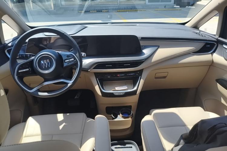 Used Buick GL8 New Energy 2025 Lu Shang Luxury Edition 7-Seater Center Console