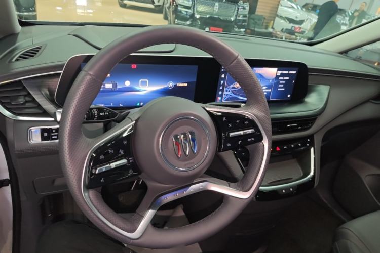 Used Buick GL8 New Energy 2025 Lu Shang Smart Enjoyment Edition 7-Seater Center Console