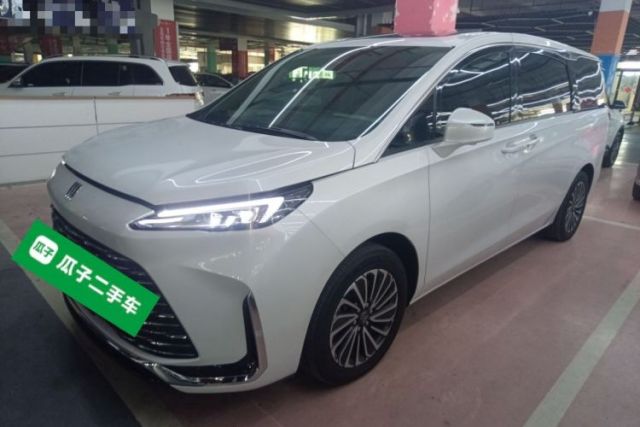 Used Buick GL8 New Energy 2025 Lu Shang Luxury Edition 7-Seater