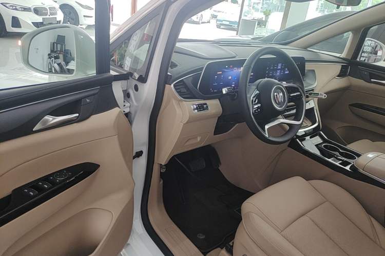 Used Buick GL8 New Energy 2025 Lu Shang Luxury Edition 7-Seater Driver Seat