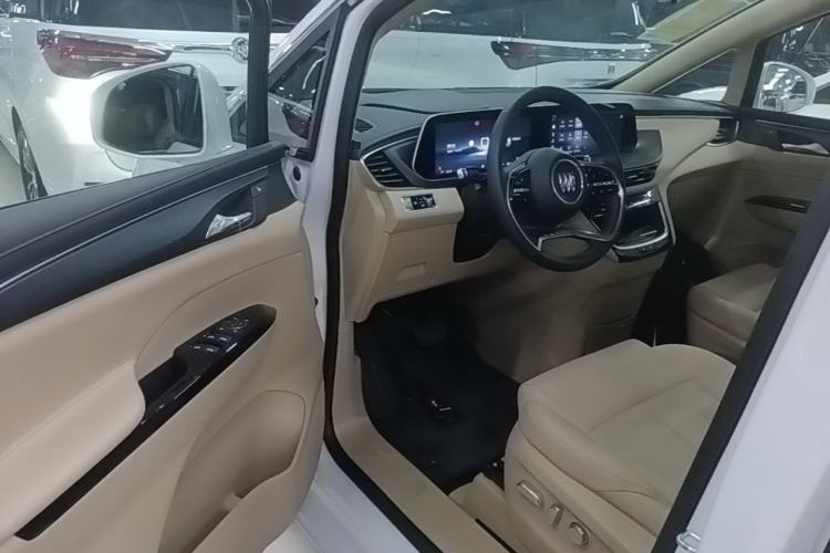 Used Buick GL8 New Energy 2025 Lu Shang Luxury Edition 7-Seater Driver Seat