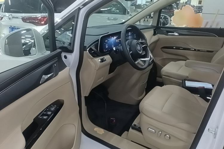 Used Buick GL8 New Energy 2025 Lu Shang Luxury Edition 7-Seater Driver Seat