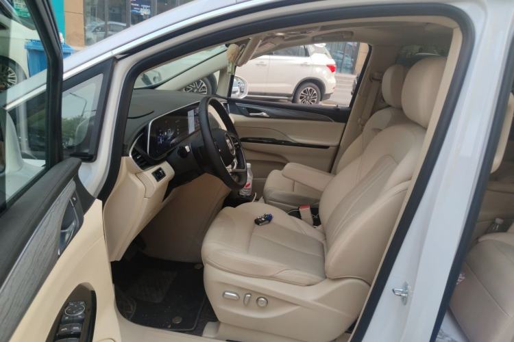 Used Buick GL8 New Energy 2025 Lu Shang Luxury Edition 7-Seater Driver Seat