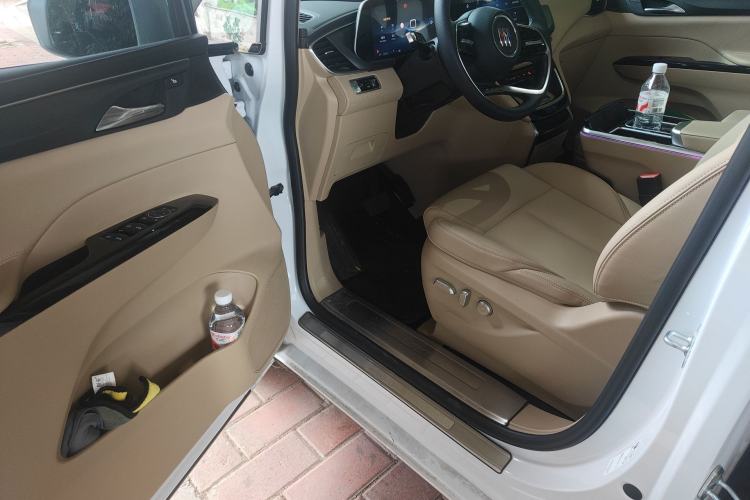 Used Buick GL8 New Energy 2025 Lu Shang Smart Enjoyment Edition 7-Seater Driver Seat