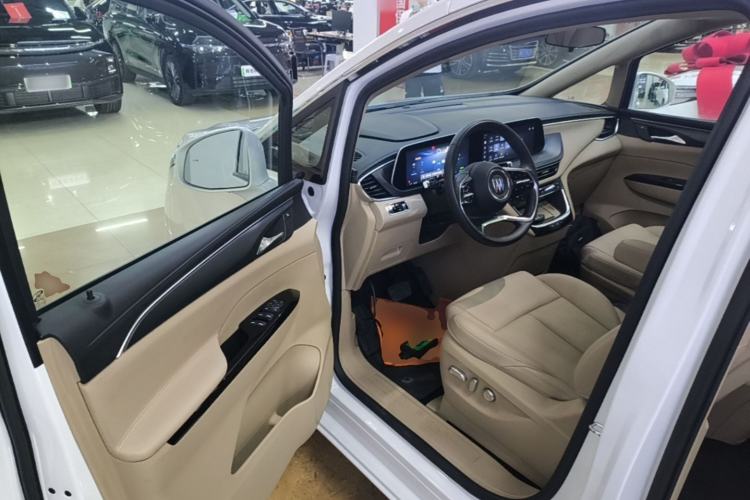 Used Buick GL8 New Energy 2025 Lu Shang Luxury Edition 7-Seater Driver Seat
