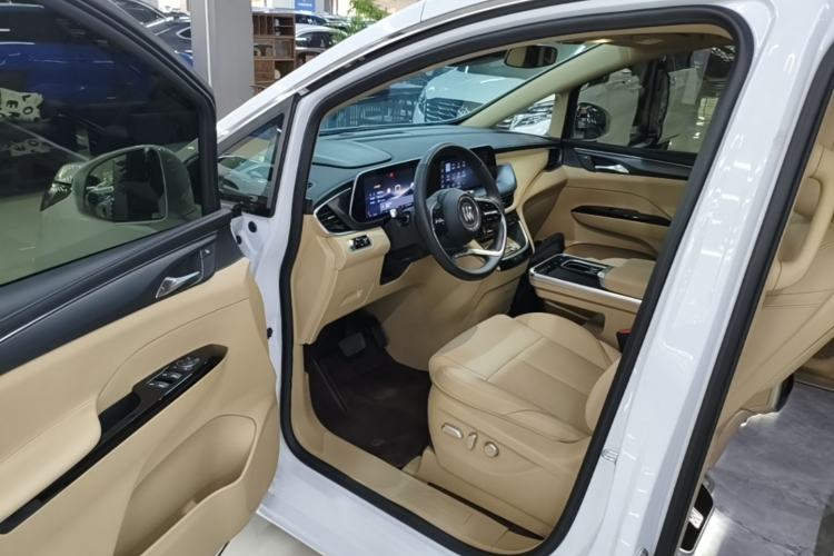 Used Buick GL8 New Energy 2025 Lu Shang Luxury Edition 7-Seater Driver Seat