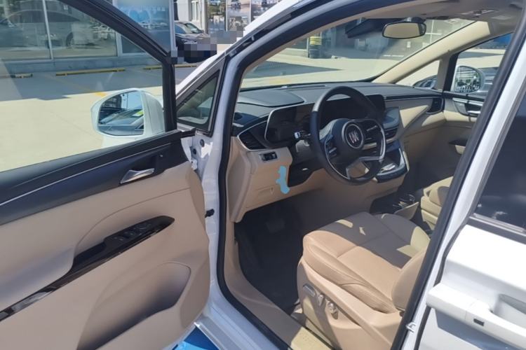 Used Buick GL8 New Energy 2025 Lu Shang Luxury Edition 7-Seater Driver Seat