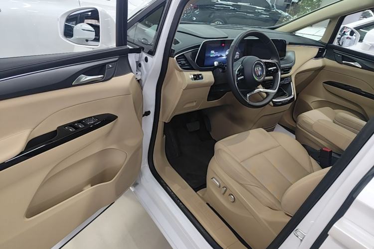 Used Buick GL8 New Energy 2025 Lu Shang Luxury Edition 7-Seater Driver Seat