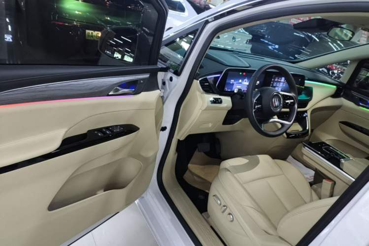 Used Buick GL8 New Energy 2025 Lu Shang Smart Enjoyment Edition 7-Seater Driver Seat