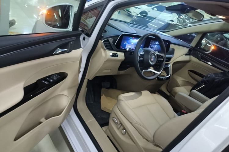 Used Buick GL8 New Energy 2025 Lu Shang Luxury Edition 7-Seater Driver Seat