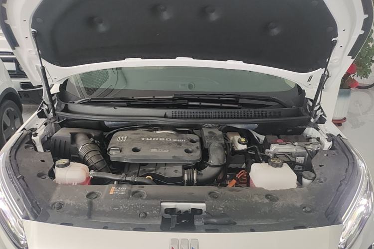 Used Buick GL8 New Energy 2025 Lu Shang Luxury Edition 7-Seater Engine Bay