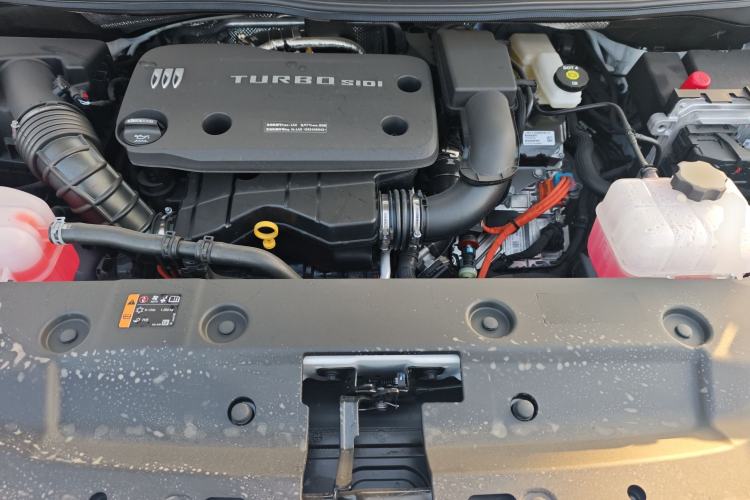 Used Buick GL8 New Energy 2025 Lushang First-Drive Edition 7-Seater Engine Bay