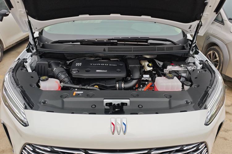Used Buick GL8 New Energy 2025 Lushang First-Drive Edition 7-Seater Engine Bay