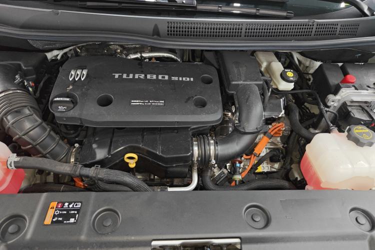 Used Buick GL8 New Energy 2025 Lushang First-Drive Edition 7-Seater Engine Bay