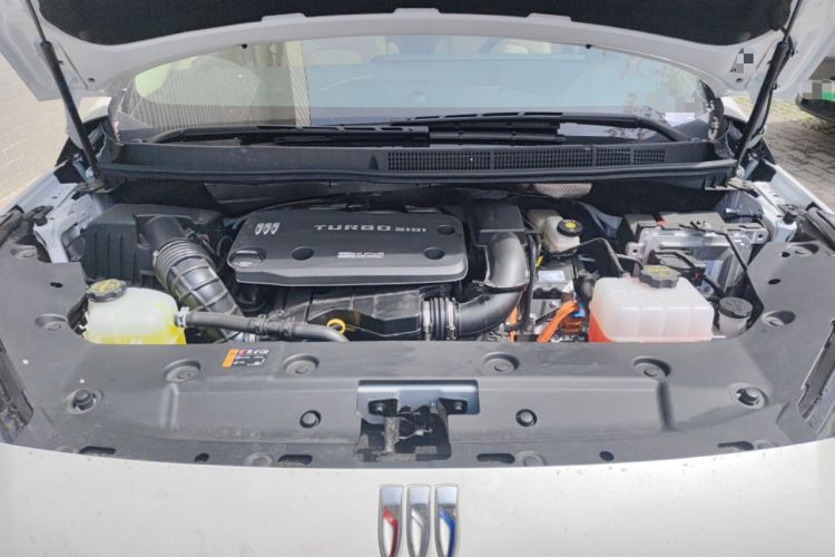 Used Buick GL8 New Energy 2025 Lu Shang Smart Enjoyment Edition 7-Seater Engine Bay