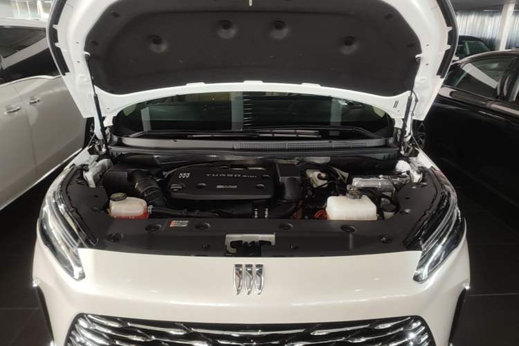 Used Buick GL8 New Energy 2025 Lu Shang Luxury Edition 7-Seater Engine Bay