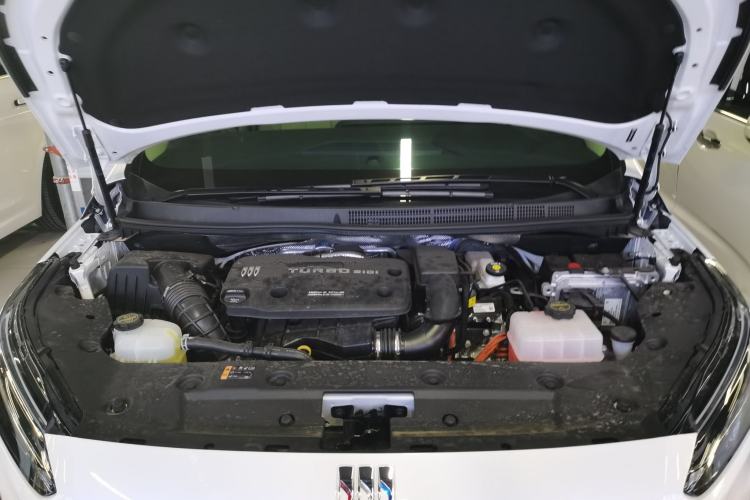 Used Buick GL8 New Energy 2025 Lushang First-Drive Edition 7-Seater Engine Bay