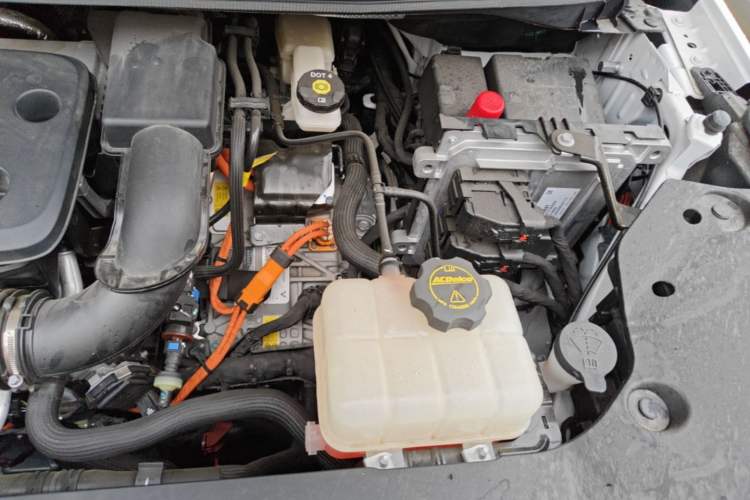 Used Buick GL8 New Energy 2025 Lu Shang Luxury Edition 7-Seater Engine Bay Left