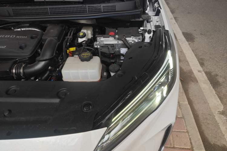 Used Buick GL8 New Energy 2025 Lu Shang Smart Enjoyment Edition 7-Seater Engine Bay Left