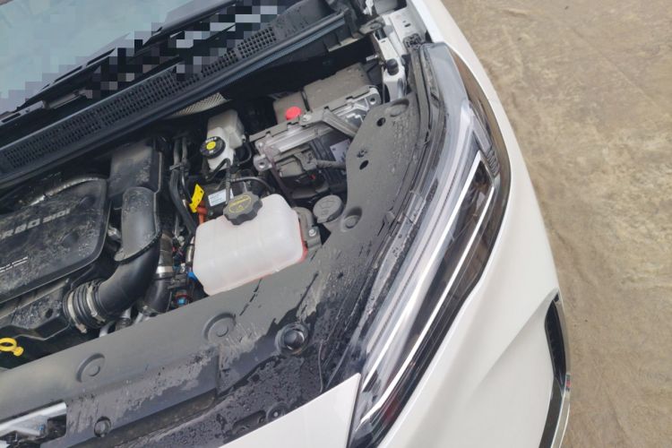 Used Buick GL8 New Energy 2025 Lushang First-Drive Edition 7-Seater Engine Bay Left