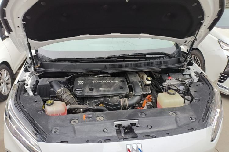 Used Buick GL8 New Energy 2025 Lu Shang Luxury Edition 7-Seater Engine Bay