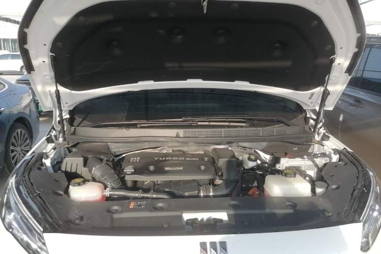 Used Buick GL8 New Energy 2025 Lu Shang Smart Enjoyment Edition 7-Seater Engine Bay