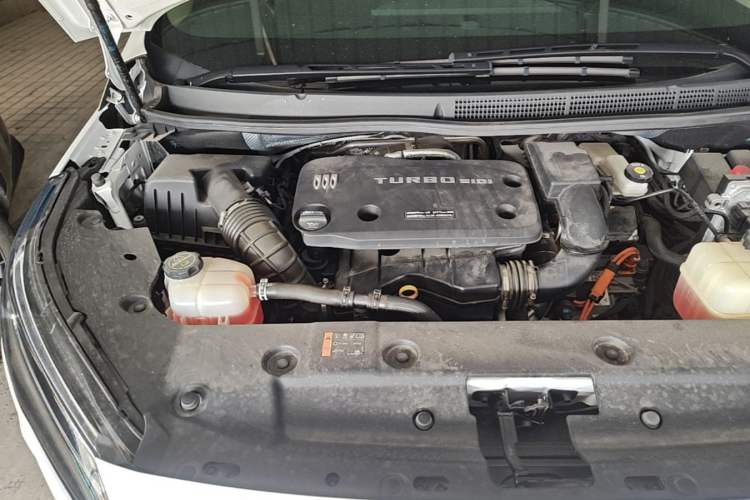 Used Buick GL8 New Energy 2025 Lu Shang Luxury Edition 7-Seater Engine Bay Right