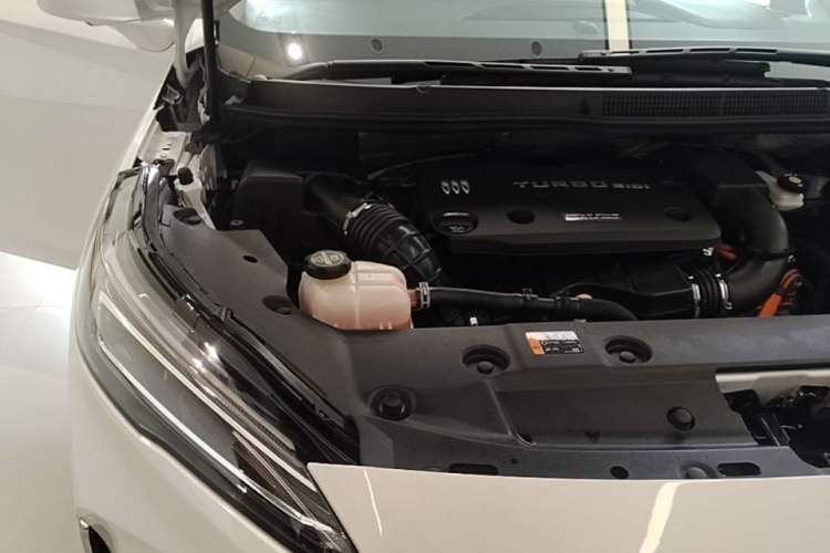 Used Buick GL8 New Energy 2025 Lu Shang Luxury Edition 7-Seater Engine Bay Right
