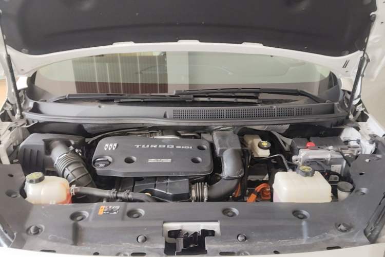 Used Buick GL8 New Energy 2025 Lu Shang Luxury Edition 7-Seater Engine Bay