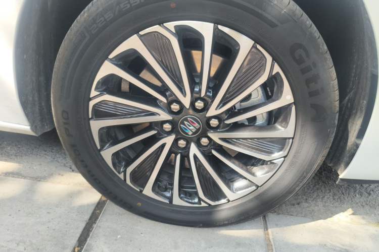 Used Buick GL8 New Energy 2025 Lu Shang Smart Enjoyment Edition 7-Seater Exterior 4