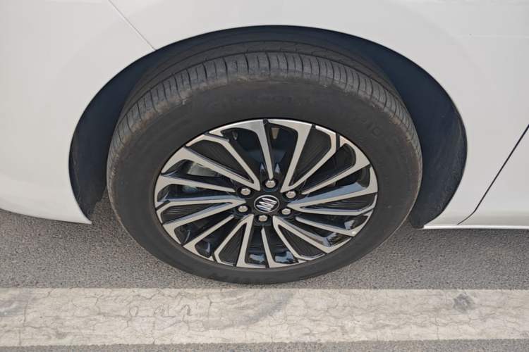 Used Buick GL8 New Energy 2025 Lu Shang Luxury Edition 7-Seater Exterior 4
