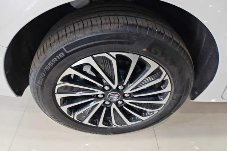Used Buick GL8 New Energy 2025 Lu Shang Luxury Edition 7-Seater Exterior 5