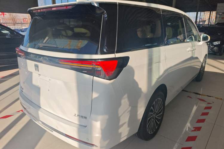 Used Buick GL8 New Energy 2025 Lushang First-Drive Edition 7-Seater Exterior 5