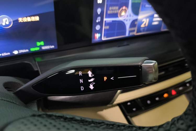 Used Buick GL8 New Energy 2025 Lu Shang Smart Enjoyment Edition 7-Seater Gear Lever