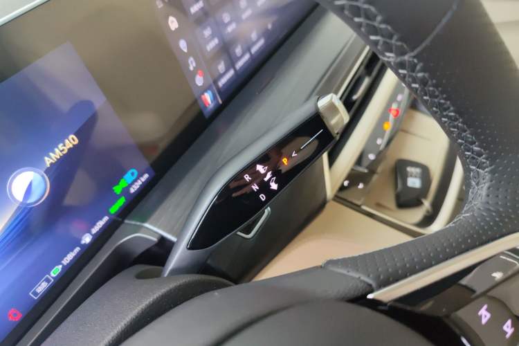 Used Buick GL8 New Energy 2025 Lu Shang Luxury Edition 7-Seater Gear Lever