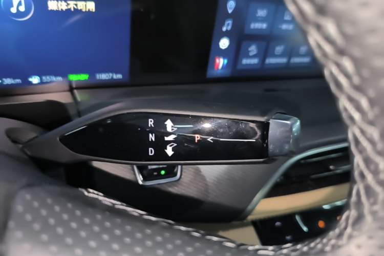 Used Buick GL8 New Energy 2025 Lu Shang Luxury Edition 7-Seater Gear Lever